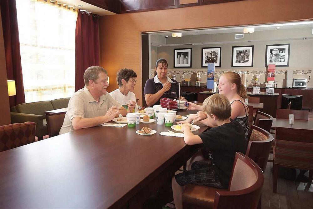 Hampton Inn & Suites Vineland Nhà hàng bức ảnh